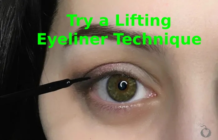 Try a Lifting Eyeliner Technique Facelift Using Makeup