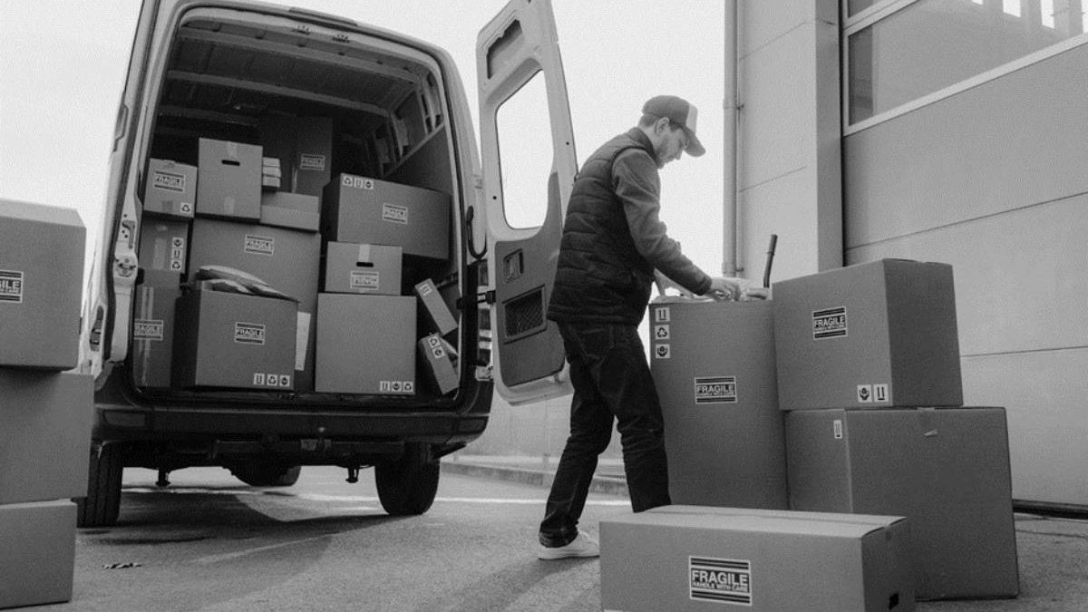 7 Logistics Tips for Small-Sized Businesses