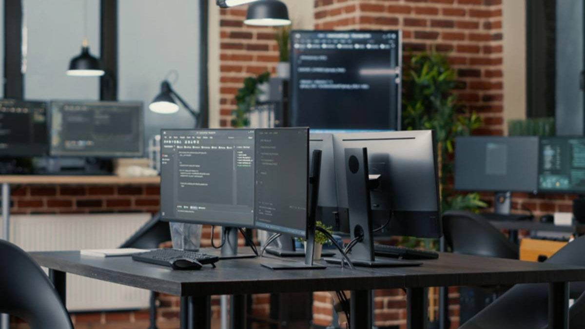 8 Basic Office Equipment Items Every Business Needs