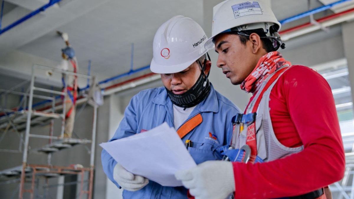 Tools for Construction and Maintenance Professionals