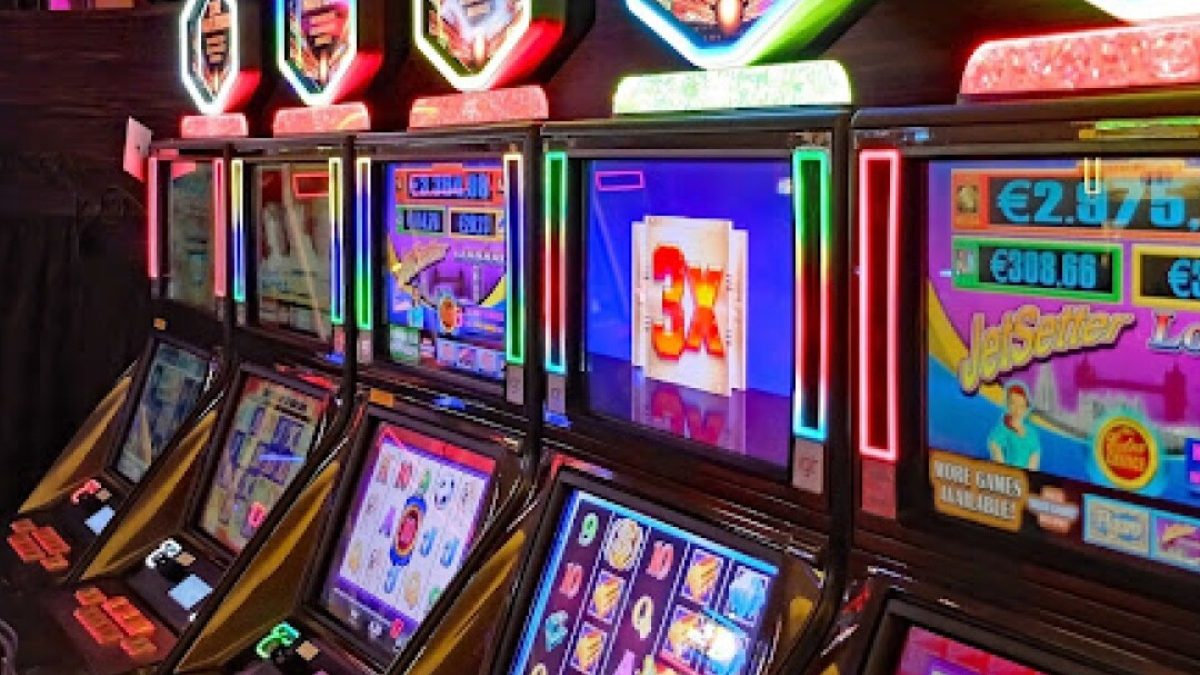 How To Determine The Results In The Slot Machines Online  