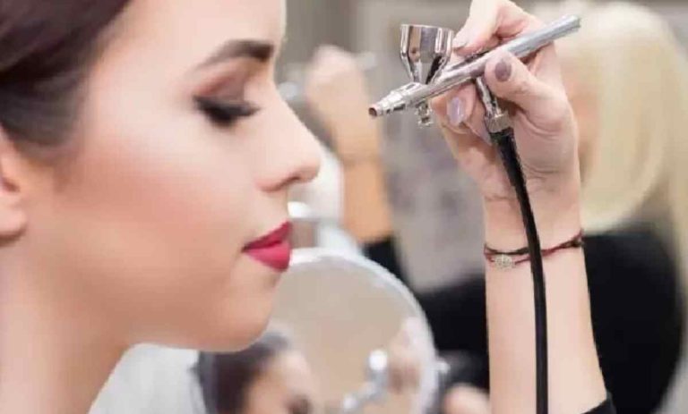 How to Create a Full Face Airbrush Makeup Look: Step-by-Step Tutorial