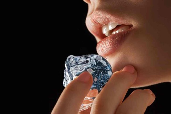 amazing-beauty-tips-of-ice-cube-will-make-you-beautiful