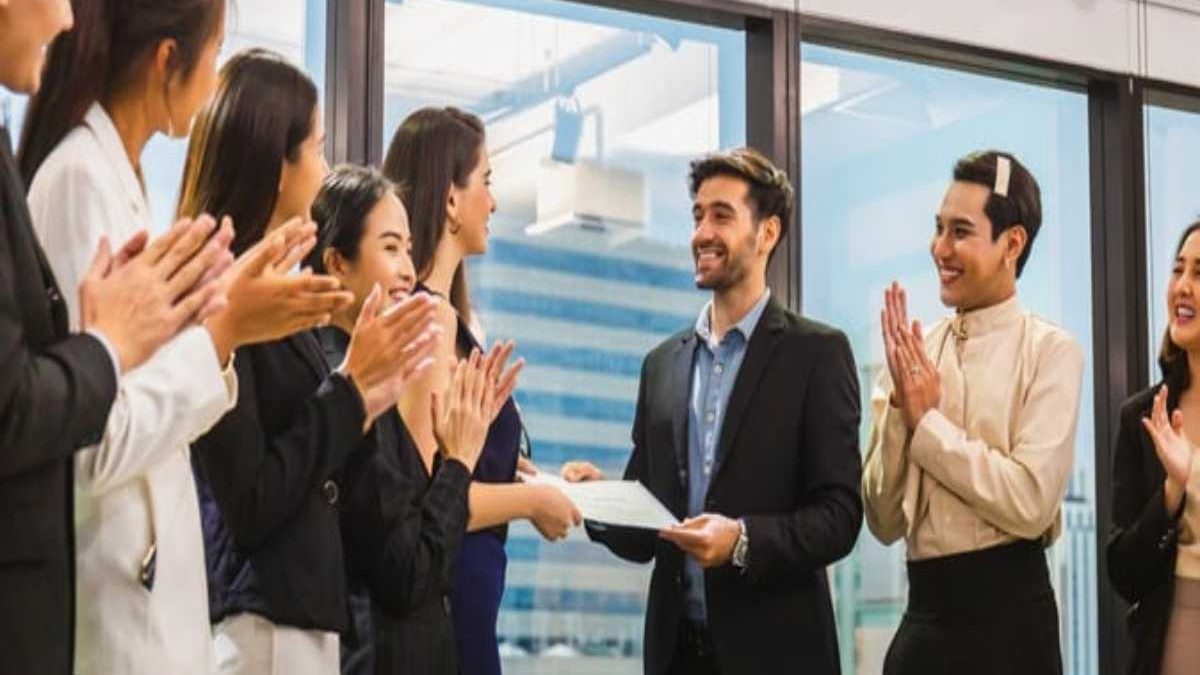 Employee Incentive Programs: The Complete Guide for 2026