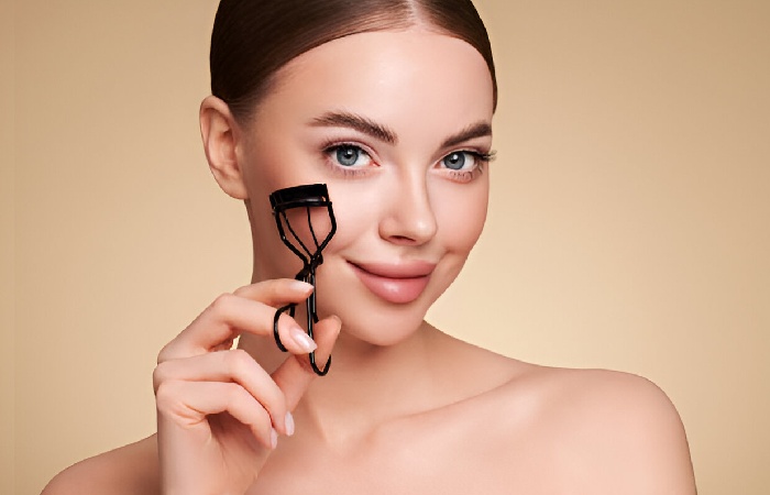 Eyelash Curler Write For Us